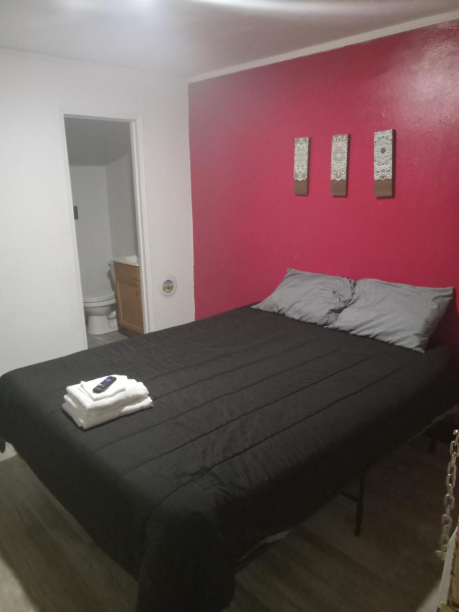 Spruce Pine Inn Bagian luar foto